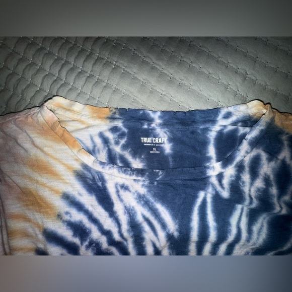 True Craft Tie-Dye T-Shirt – Navy, Tan & White – XL - Picture 9 of 10